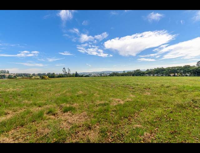 LAND FOR SALE IN SAKABULA GOLF &AMP; COUNTRY ESTATE